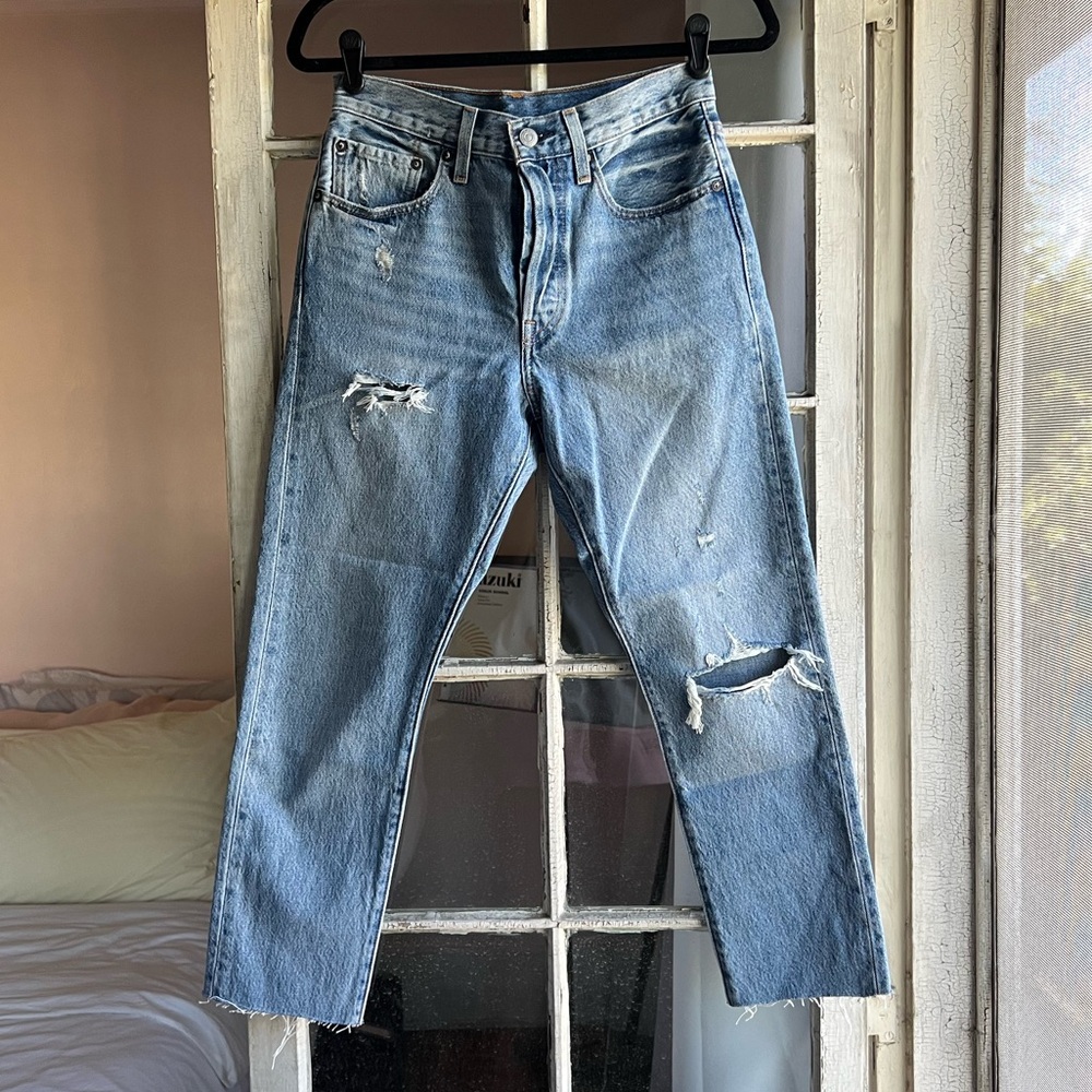Levi 501 S Skinny Light Blue Distressed Jeans